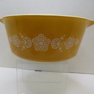 VTG PYREX Butterfly Gold Made in USA 475-B 2.5qt Bake & Microwave Corning